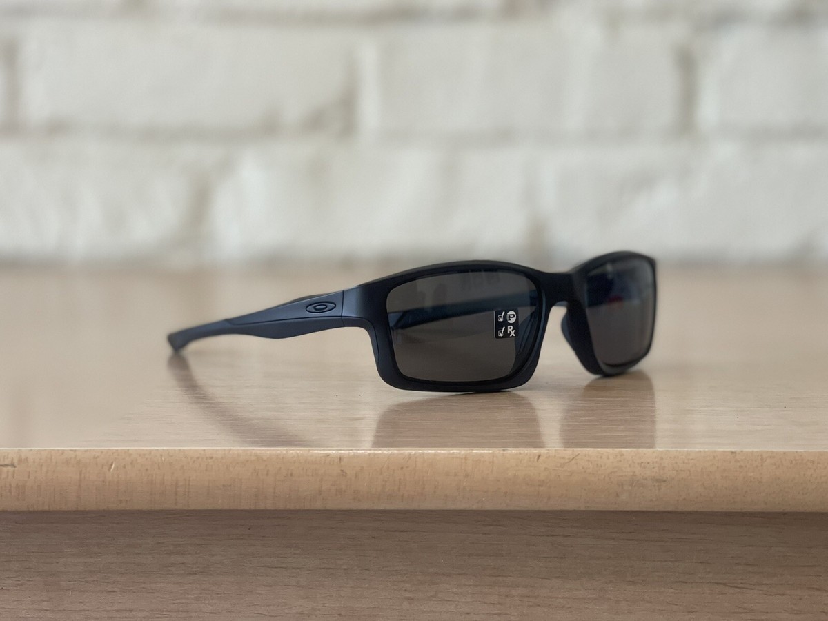 Oakley Chainlink Sunglasses OO9247-15 Matte Black Grey Polarized