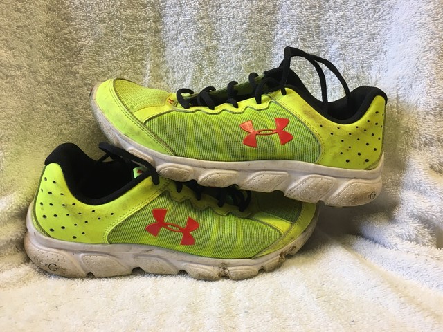 New Girl/'s Pre Under Armour Surge Pre School Sneakers Pink Rose