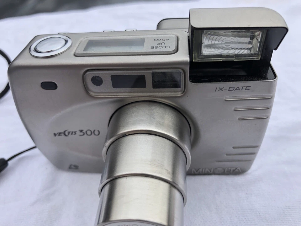 Cámara fotográfica Minolta Vectis 300 IX fecha AF 24-70 mm disparo puntual APS probada, extra Foto 2 de 4