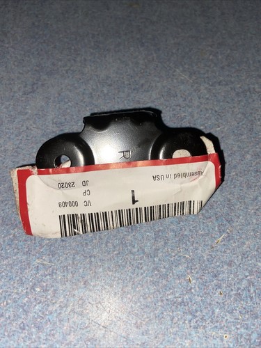 2022 - 2024 HONDA CIVIC FRONT RIGHT SIDE FENDER MOUNT BRACKET OEM - Picture 2 of 4