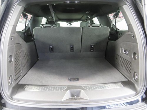 2022 GMC Yukon Denali Sport Utility 4D - Picture 29 of 40