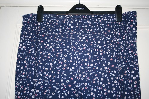 SIZE XL FITS 22/24 MARKS & SPENCER NAVY PRINT STRETCHY COTTON PYJAMA PANTS - Imagen 2 de 3