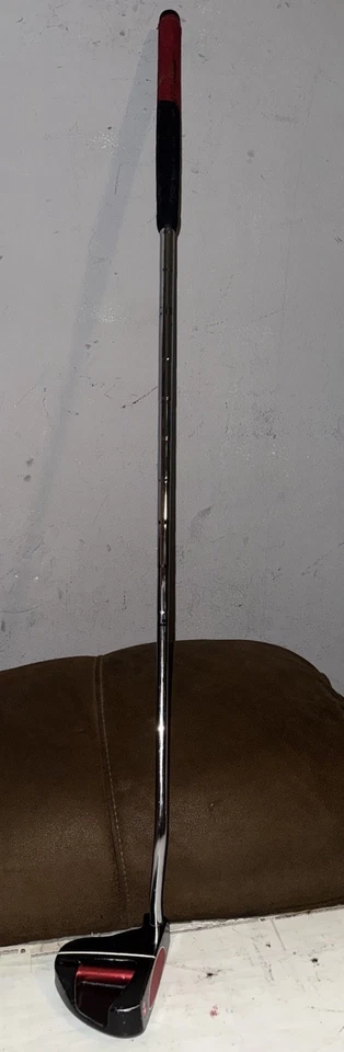 Putter Taylormade Rosa Monza eje de acero buen agarre para hombre 33" diestro Foto 2 de 4