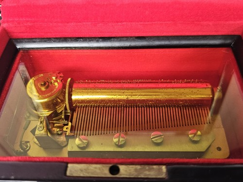Vintage Swiss Reuge Music Box/ Jewellery Box 50 Keys Swiss Reuge Made mechanism - Picture 9 of 15