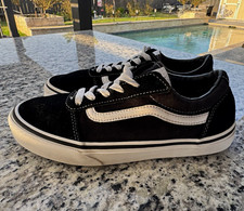 VANS Old Skool Sneaker Black/White Suede Low Top Lace Up Youth US 5.5