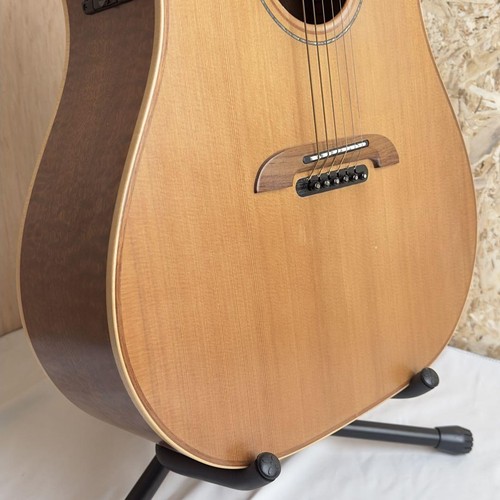 Alvarez Yairi DY-62CE 2002 akustische E-Gitarre mit Hartschalenkoffer Japan - Bild 4 von 20