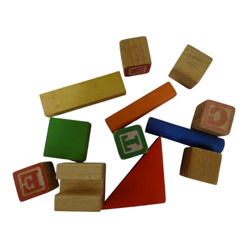 Lot Vintage 200 Pieces Hardwood & Painted Toy Building Blocks Childrens Learning - Picture 19 of 20