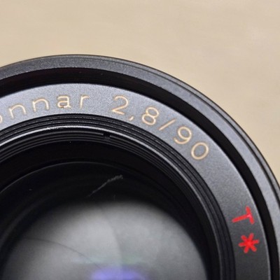 極上品 CONTAX Carl Zeiss Sonnar 90 2.8 ブラック Review: Zeiss Sonnar 2.8/90 T* on Sony a7II - phillipreeve.net
