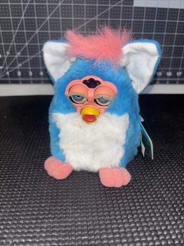 Vintage Furby Lot Of 3 Tiger 1999 - FOR PARTS REPAIR ONLY NON-WORKING / ISSUES - Picture 2 of 18