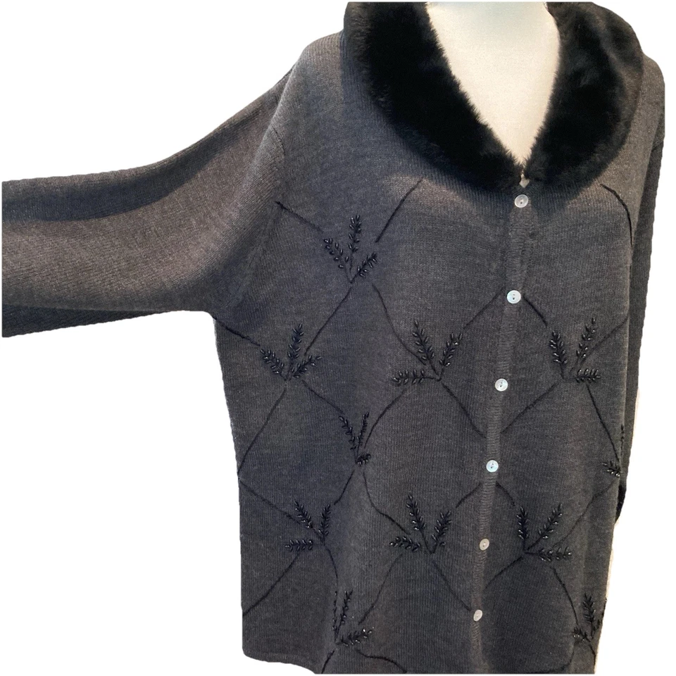 Cárdigan Suéter Laura Scott Mujer 2X Gris Oscuro Extraíble Cuello Imitación Piel Cuentas Foto 4 de 4