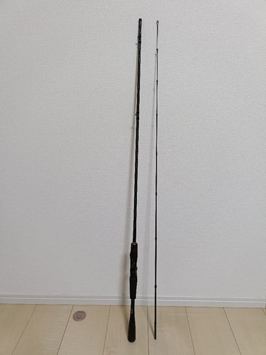 Shimano Zodias 20 168L-BFS/2 Spinning Rod 6.6ft Light Used with Case - Picture 2 of 12