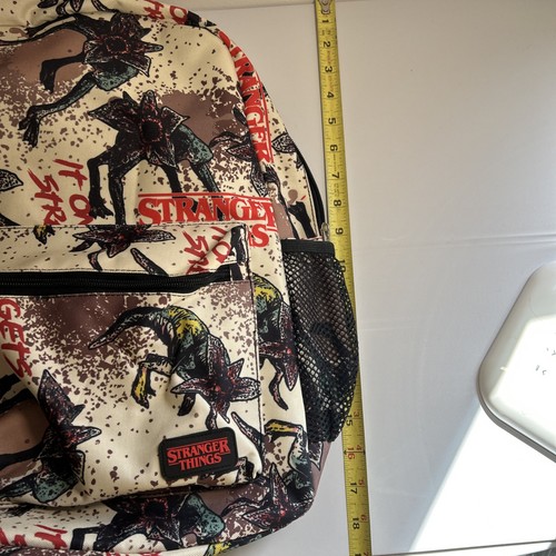 Zaino Stranger Things Demogorgan Loungefly raro HTF Netflix borsa per laptop - Foto 7 di 9