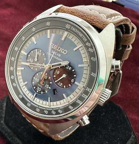 Orologio Seiko Uomo Solar Cronografo V175-0EN0 47mm OTTIME CONDIZIONI Nuovo Condensatore - Foto 2 di 6