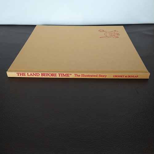 LAND BEFORE TIME VINTAGE ILLUSTRATED EDITION BOOK 1988 - Picture 3 of 11