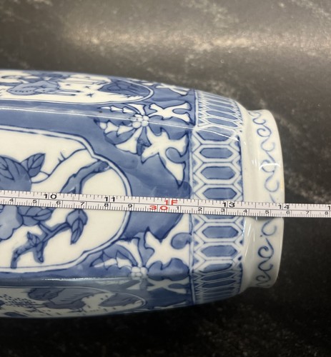 Blue And White Porcelain Antique Vase - Picture 5 of 5