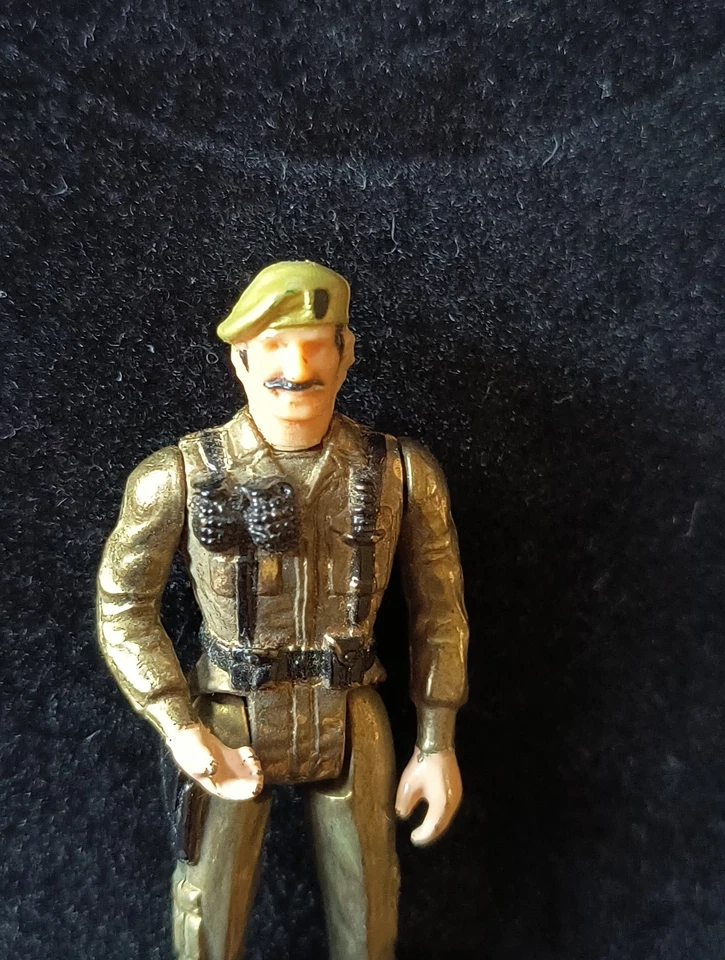 GI Joe Soldier Soldier Metal Brazos Movibles Piernas 1981 Mego Eagle Gorce  Foto 4 de 4