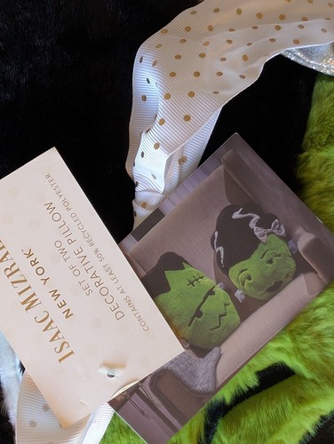 2 HALLOWEEN KISSEN FRANKENSTEIN & BRAUT 2er Set Isaac Mizrahi GROSS 19x15 - Bild 4 von 5