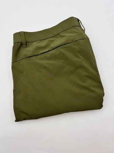 Fabletics Hose Herren 38x32 grün The Only Pant 5 Pocket Performance Commuter