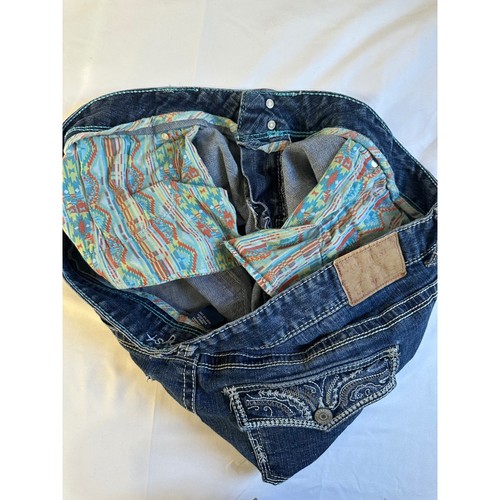 Pantalones Cortos de Jean Amatista Denim Talla 16 Desgastados Dobladillo Deshilachado Bolsillos Adornados - Imagen 5 de 6