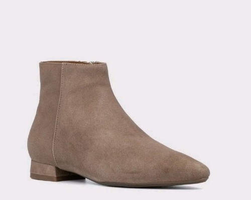 NEW Aquatalia SZ 11 Priscilla Side Zip Suede Ankle Boots $495 - Picture 1 of 12