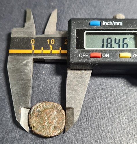 Römische Münze, Constantius Gallus, 351-354 n. Chr., Billon Maiorina, Sear Nr. 18989 - Bild 3 von 6