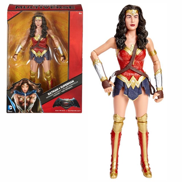 wonder woman bambola