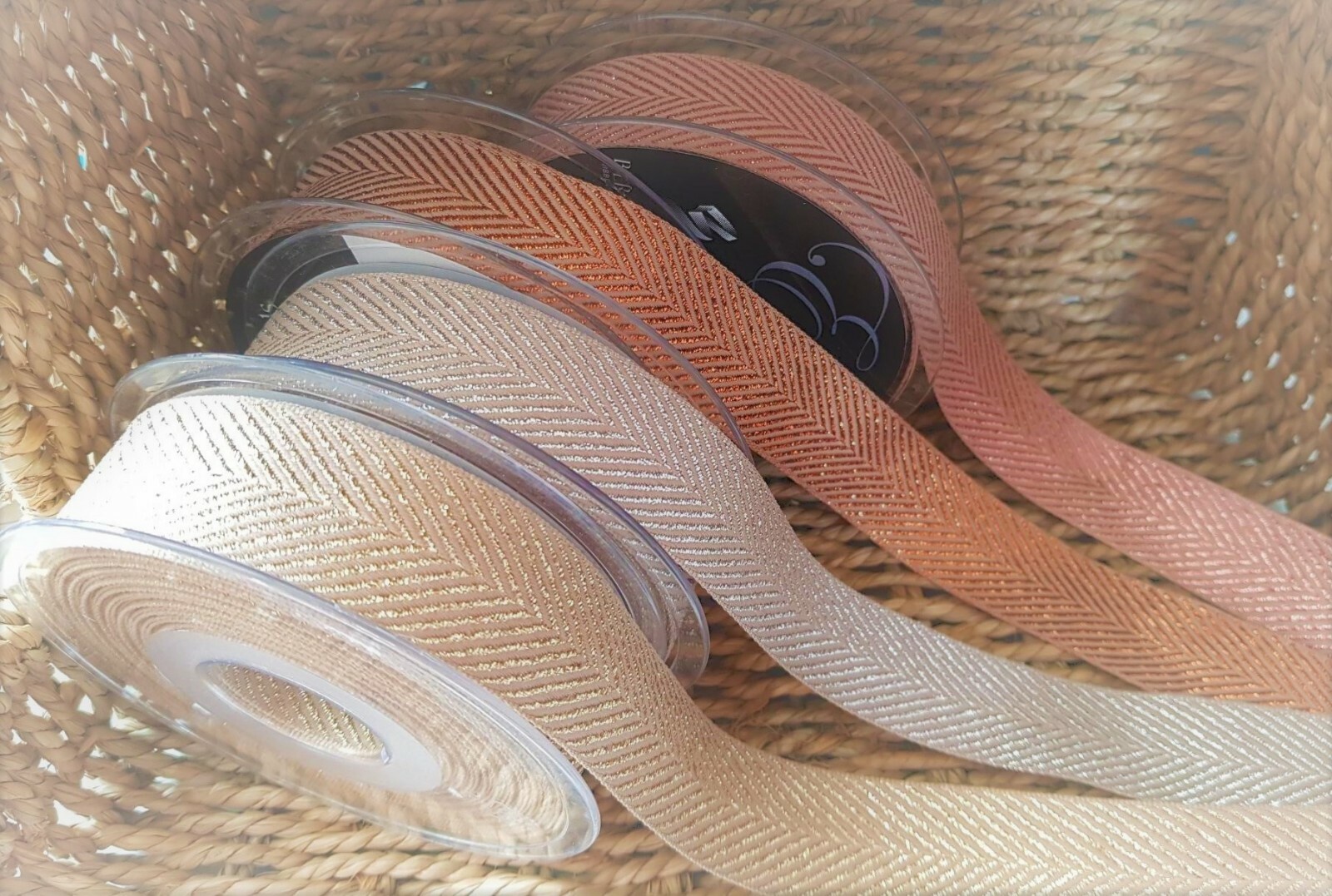 Picture 4 of 14