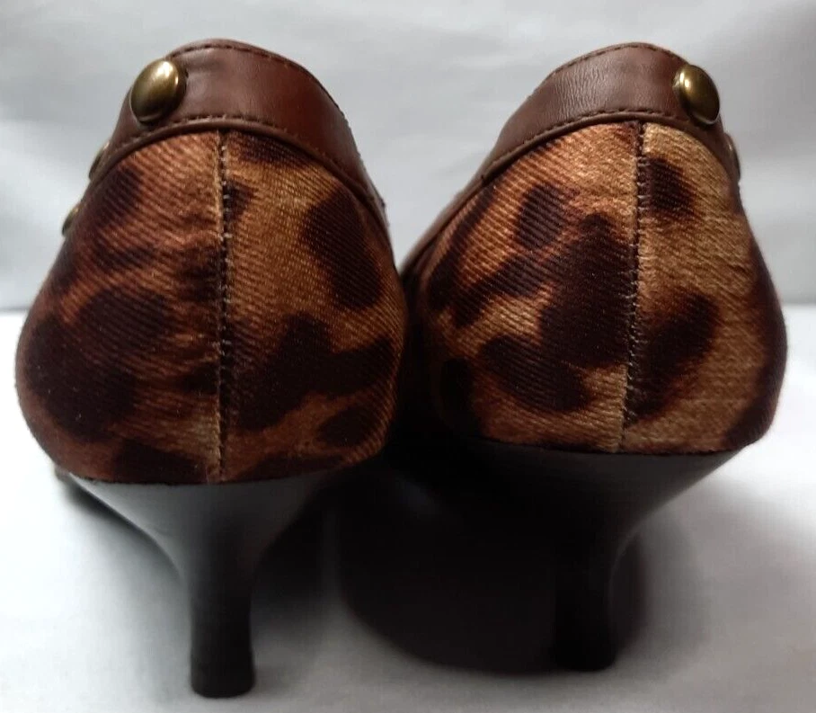Tacones Kathy Van Zeeland para mujer talla 9 1/2 estampado de leopardo usados Foto 3 de 4