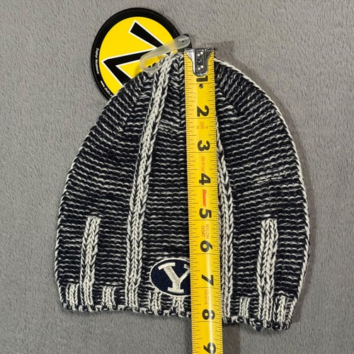 Yale Bulldogs Zephyr Vintage NCAA Knit Winter Beanie Sport Hat Ski Skull Cap NWT - Picture 9 of 9