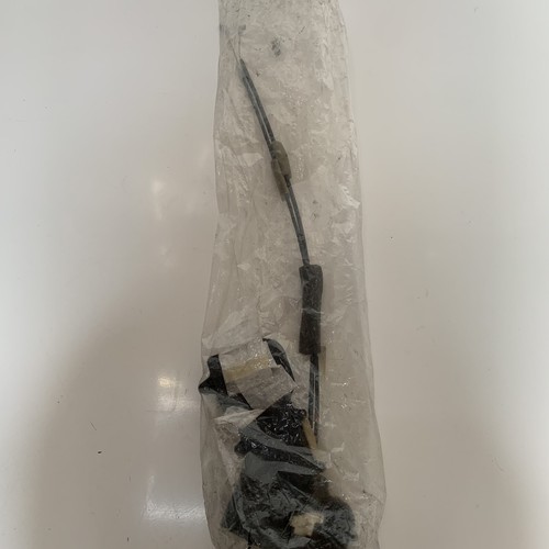Genuine Mazda Left Door Lock GJ6E73310G - Picture 3 of 3