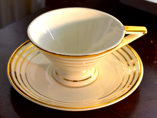 Art Deco Century Ware by Salem Streamline Tea Cup & Saucer 22k Gold Stripe Trim - Picture 7 of 21
