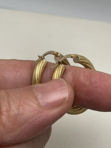 Schöner 18kt Gelbgold Rund Italienischer Reifen 4 mm Rohr 28 mm Durchmesser - Bild 9 von 12