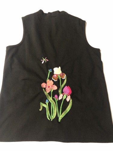 QUACKER FACTORY Black Polyester Knit Vest SIZE L Applique Irises Beads - Imagen 5 de 6