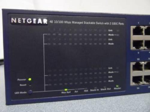 Netgear FSM750S 48 Port 10/100 Mbps Managed Stackable Switch With 2 GBIC Ports - Picture 3 of 6