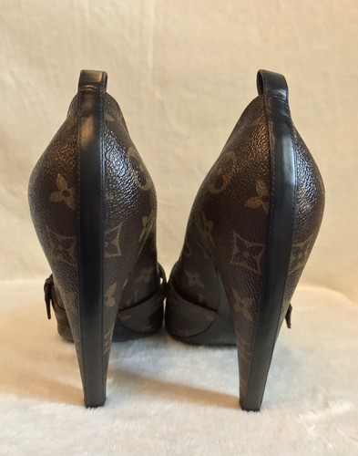 New LOUIS VUITTON LV Monogram Brown STAR POWER High Heel Pumps ...