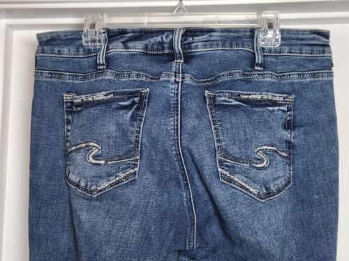 Women’s Silver Jeans 16 Suki Mid Rise Straight Medium Wash Whiskered (34x30)* - Picture 9 of 12