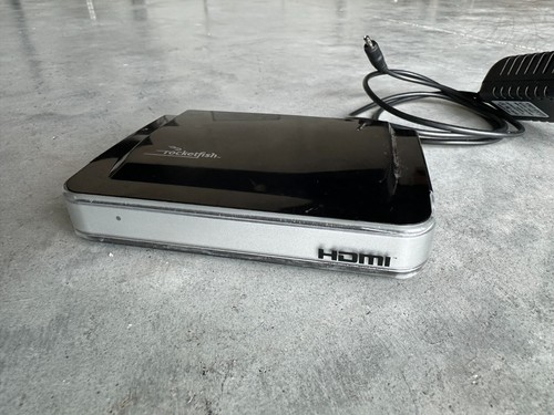 Rocketfish Model RF-G1182 2-Way 1 in 2 Output HDMI Splitter Black 5V w/ Power - Picture 2 of 4