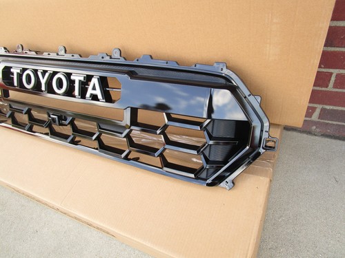 24 - 26 TOYOTA TACOMA TRD PRO FRONT RADIATOR GRILLE OEM BRAND NEW - Picture 4 of 7