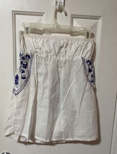 Cute Options Strapless Top - Picture 2 of 3