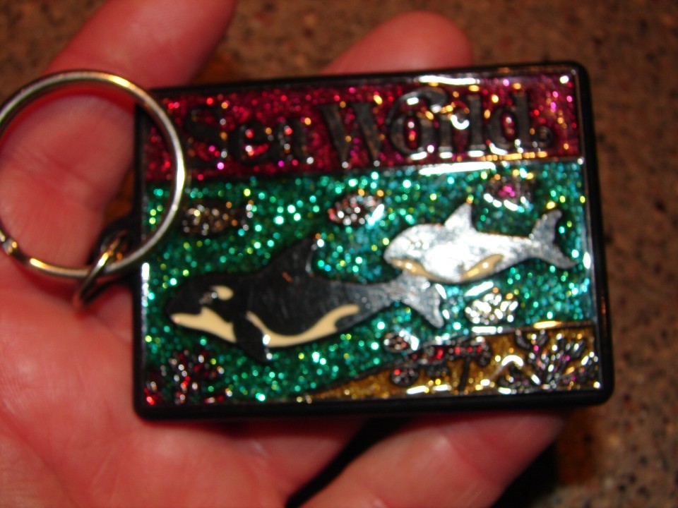 Vintage 1980's Sea World Theme Park Shamu Colorful Advertising Key
