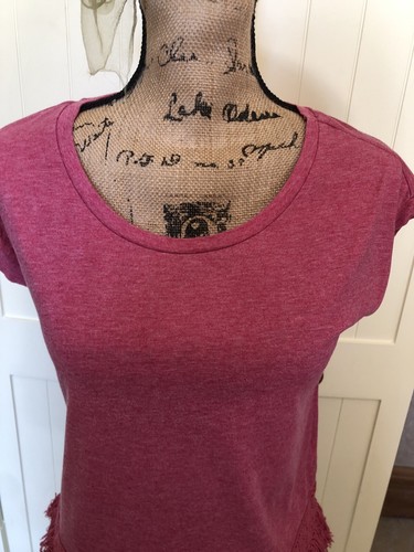 NEW LOOK Pink Cap Sleeve Fringe Hem Cropped Jersey Ladies T Shirt Top UK Size 8 - Picture 2 of 8