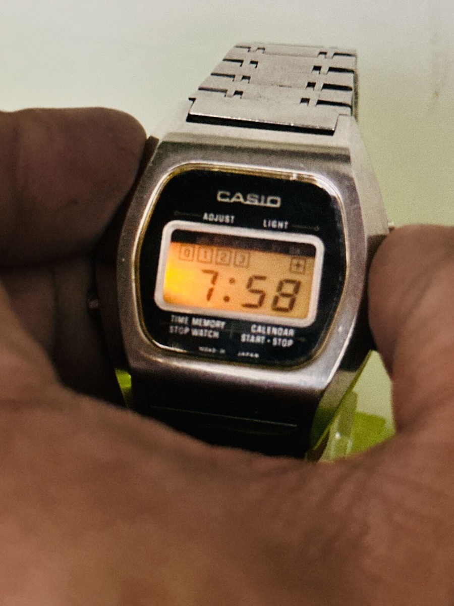 70's Vintage Casio CASIOTRON S-16 OG Bracelet SS Digital