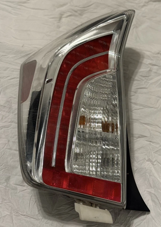 @@ Prius 2015 luz trasera izquierda lado del conductor Toyota Prius 2012-2015 original OEM @@ Foto 2 de 4