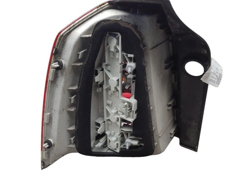 Vauxhall Zafira B Taillight Lamp Off Side Right Rear 2013 95507729 - Picture 2 of 5