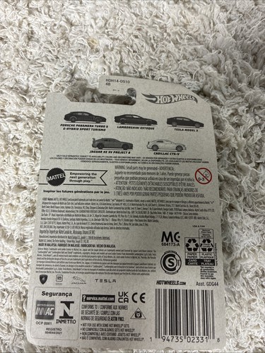 Hot Wheels Luxury Sedans Tesla Model 3 1:64 Diecast - Picture 3 of 5