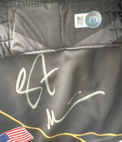 Stipe Miocic Signed Stone Cold Custom Black & Gold Fight Shorts (Beckett) - Picture 3 of 4