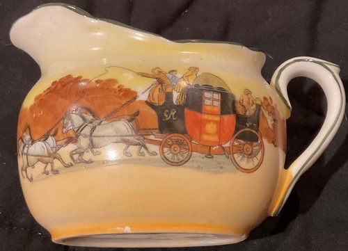 John Peel Coaching Royal Doulton Small Creamer Red Coach 2 - Picture 2 of 7