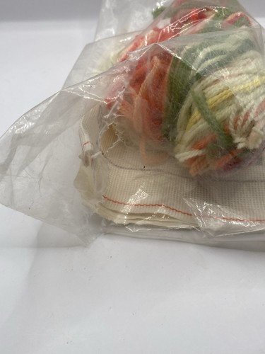 Vintage Lila’s Originals Hawaii Needlepoint Kit 5x5 Hibiscus Flower Open Package - Picture 7 of 7