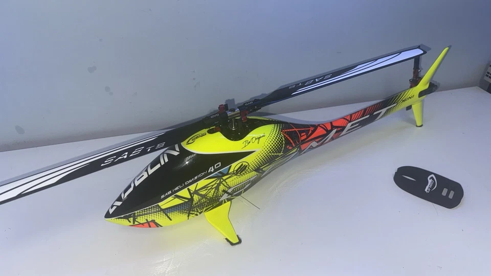SAB Helicopter SG292 Goblin Mini Comet. Custom Glossy!! Spektrum SRXL2 DSMX - Image 3 of 4