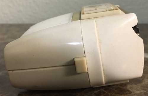 Afeitadora eléctrica Remington Roll-A-Matic de colección en funcionamiento con cable de alimentación original - Imagen 5 de 6